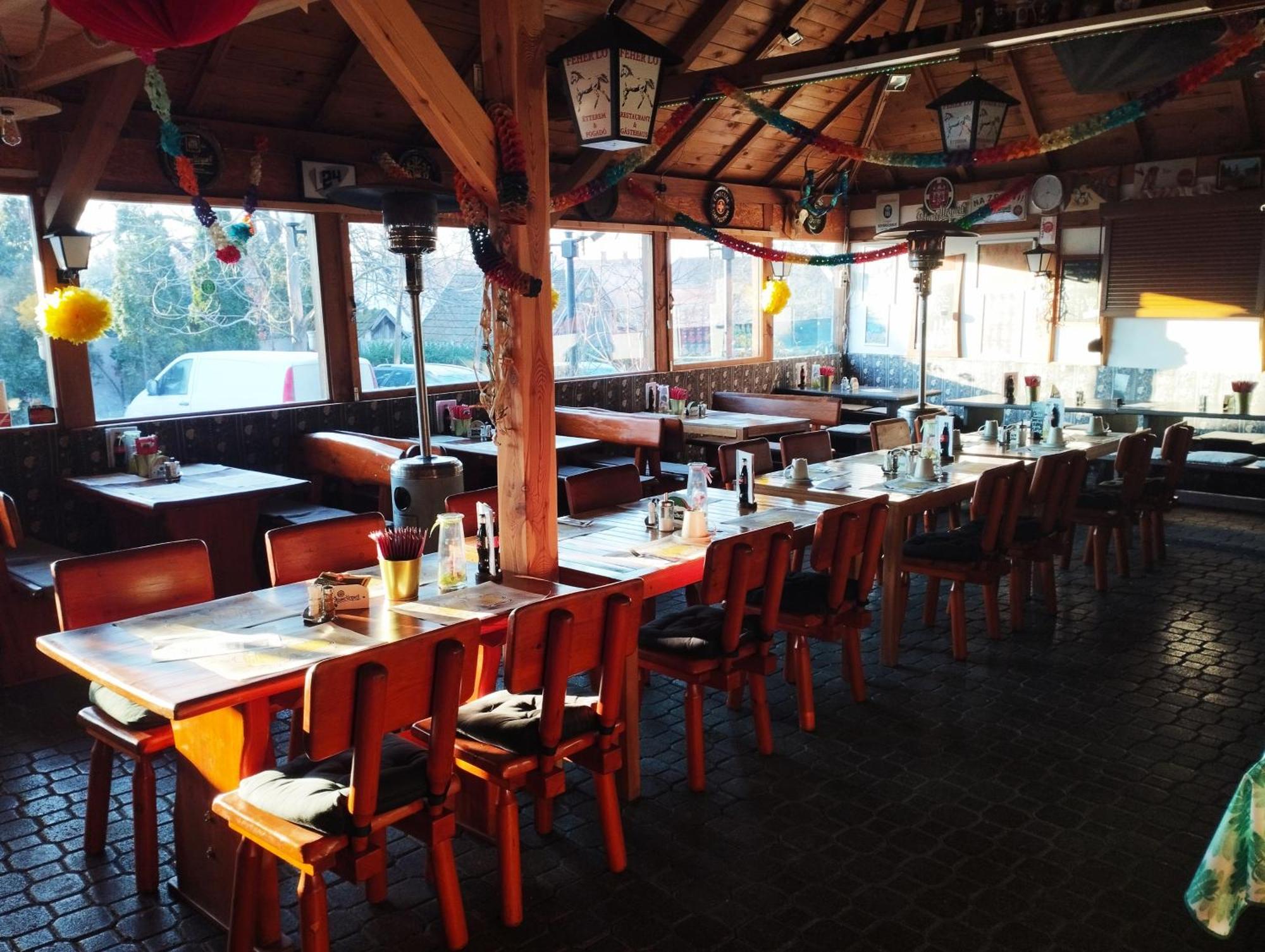 Feherlo Vendeghaz & Restaurant Bük Buitenkant foto