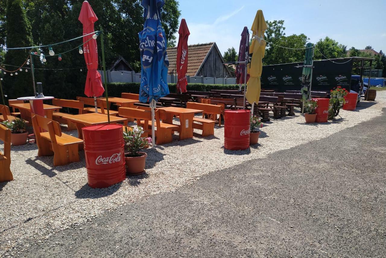 Feherlo Vendeghaz & Restaurant Bük Buitenkant foto