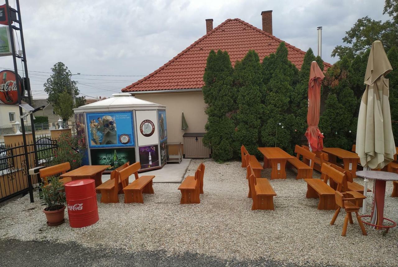 Feherlo Vendeghaz & Restaurant Bük Buitenkant foto